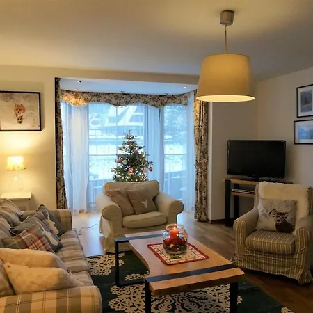 W Gorach - Przy Potoku 木屋 扎科帕内